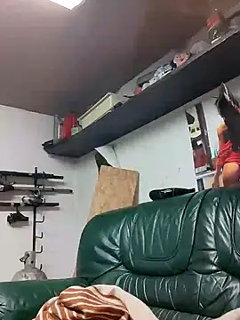 Snapshot of Rejtelmesest chatting on December 2024 07:25:02 PM Rejtelmesest online show from December 2024 07:25:02 PM