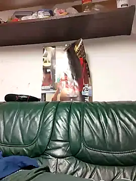 Snapshot of Rejtelmesest chatting on December 2024 11:23:02 PM Rejtelmesest online show from December 2024 11:23:02 PM