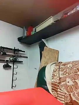 Snapshot of Rejtelmesest chatting on December 2024 11:05:01 PM Rejtelmesest online show from December 2024 11:05:01 PM