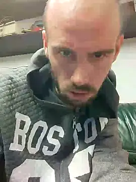 Snapshot of Rejtelmesest chatting on December 2024 09:00:02 PM Rejtelmesest online show from December 2024 09:00:02 PM