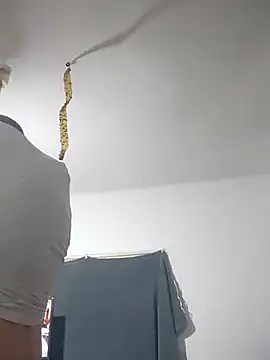 Snapshot of Rejtelmesest chatting on December 2024 01:11:02 AM Rejtelmesest online show from December 2024 01:11:02 AM