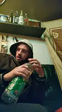 Snapshot of Rejtelmesest chatting on January 2025 08:56:01 PM Rejtelmesest online show from January 2025 08:56:01 PM