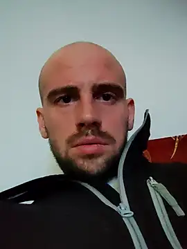 Snapshot of Rejtelmesest chatting on January 2025 02:35:01 PM Rejtelmesest online show from January 2025 02:35:01 PM