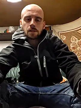 Snapshot of Rejtelmesest chatting on February 2025 02:00:01 AM Rejtelmesest online show from February 2025 02:00:01 AM