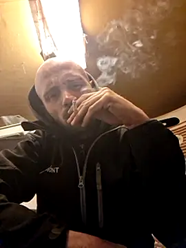 Snapshot of Rejtelmesest chatting on February 2025 10:30:01 PM Rejtelmesest online show from February 2025 10:30:01 PM