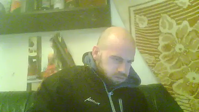 Snapshot of Rejtelmesest chatting on February 2025 08:03:01 PM Rejtelmesest online show from February 2025 08:03:01 PM