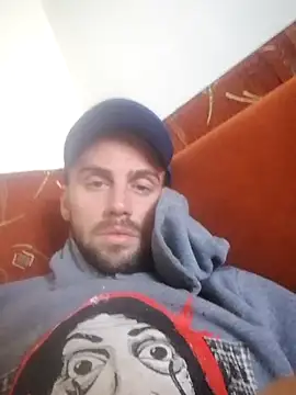 Snapshot of Rejtelmesest chatting on March 2025 01:15:01 PM Rejtelmesest online show from March 2025 01:15:01 PM