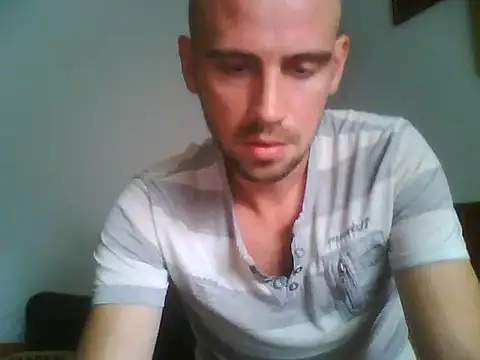 Snapshot of Rejtelmesest chatting on September 2025 10:30:02 AM Rejtelmesest online show from September 2025 10:30:02 AM