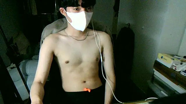 Snapshot of max5388 chatting on May 2026 04:45:02 PM max5388 online show from May 2026 04:45:02 PM