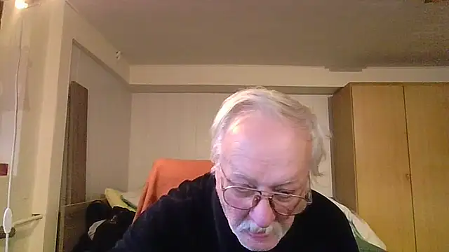 Snapshot of Sammy1660 chatting on January 2025 08:07:02 AM Sammy1660 online show from January 2025 08:07:02 AM