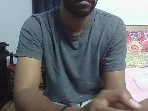 Snapshot of IndianEurope chatting on October 2025 06:49:01 PM IndianEurope online show from October 2025 06:49:01 PM