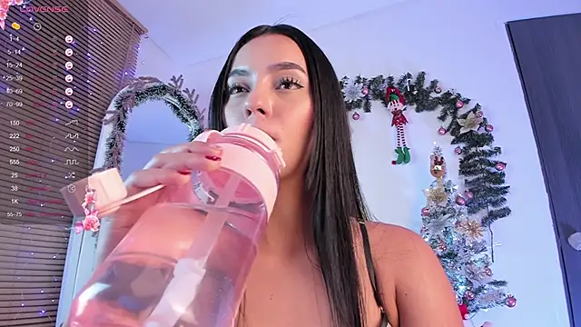Snapshot of eyleen_lee_ chatting on December 2024 03:11:02 AM eyleen lee  online show from December 2024 03:11:02 AM