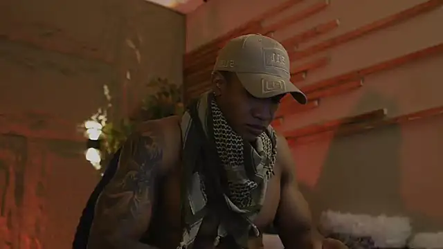 Snapshot of Logan_Varela chatting on February 2026 01:44:02 PM Logan Varela online show from February 2026 01:44:02 PM