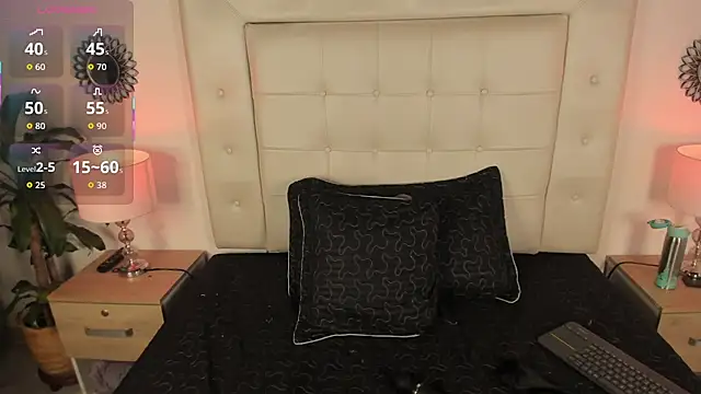 Agatha Vixen online show from September 2025 12:38:02 PM