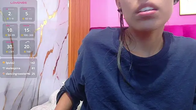 Snapshot of yourcuteneighbourr chatting on June 2026 05:12:01 AM yourcuteneighbourr online show from June 2026 05:12:01 AM