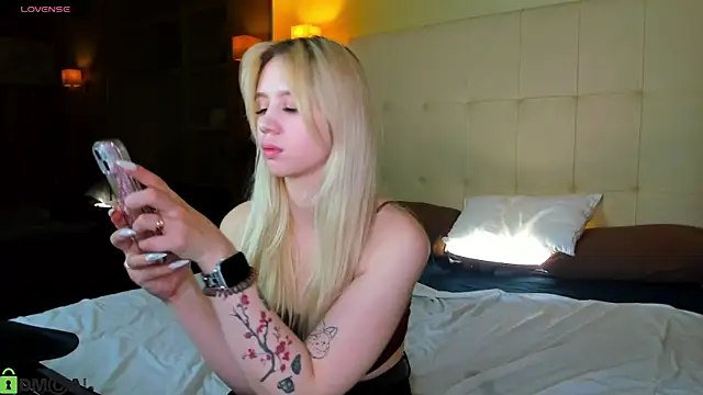 Valerie Woods online show from April 2026 07:45:01 AM