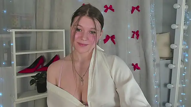 Rebecca Kelly online show from January 2025 06:35:01 PM