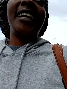  fiffii online show from April 2026 07:33:02 AM