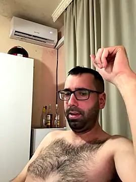 Snapshot of Moralesfiun chatting on November 2025 08:38:02 PM Moralesfiun online show from November 2025 08:38:02 PM