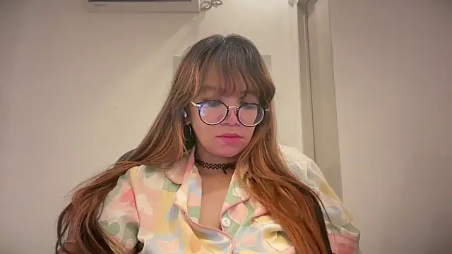 Pinkyrose111 online show from May 2026 08:28:02 PM