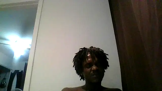 Snapshot of Hugedick0071 chatting on June 2026 06:44:01 AM Hugedick0071 online show from June 2026 06:44:01 AM
