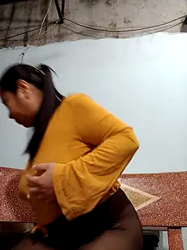 Queen 18200 online show from December 2025 10:06:02 PM