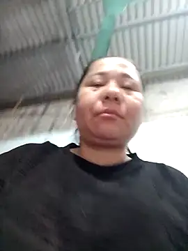 Queen 18200 online show from February 2026 11:01:01 PM