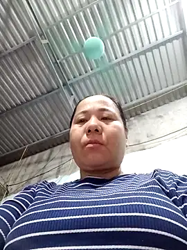 Queen 18200 online show from March 2026 10:38:02 PM