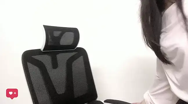 ---MIA--- online show from January 2025 11:46:01 AM