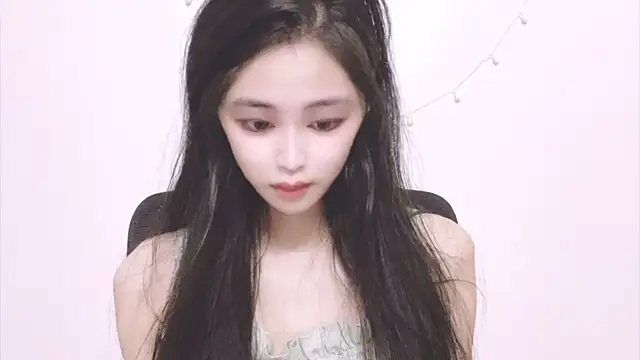 ---MIA--- online show from September 2025 02:44:02 PM