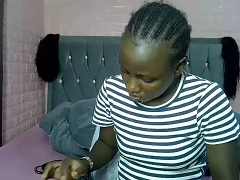 Snapshot of sexybree_ chatting on June 2026 01:18:02 AM sexybree online show from June 2026 01:18:02 AM