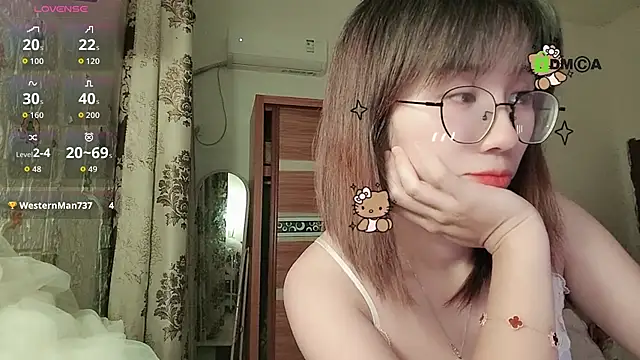 Snapshot of Lili_666 chatting on September 2025 04:56:01 PM Lili 666 online show from September 2025 04:56:01 PM