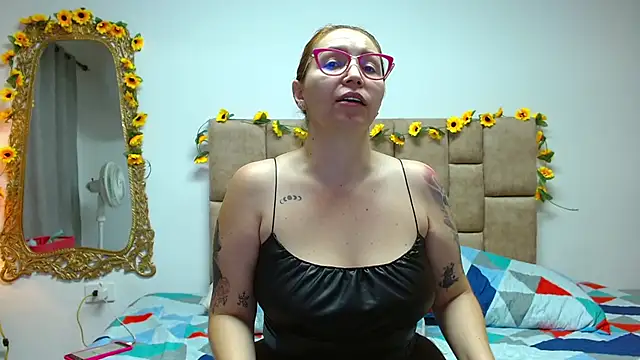 IsisDuzan online show from December 2024 02:38:01 AM