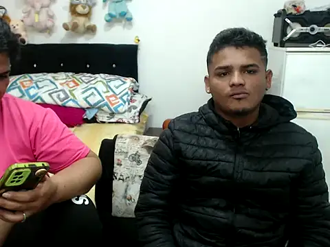 Boycuriousxxx online show from March 2025 01:54:01 PM