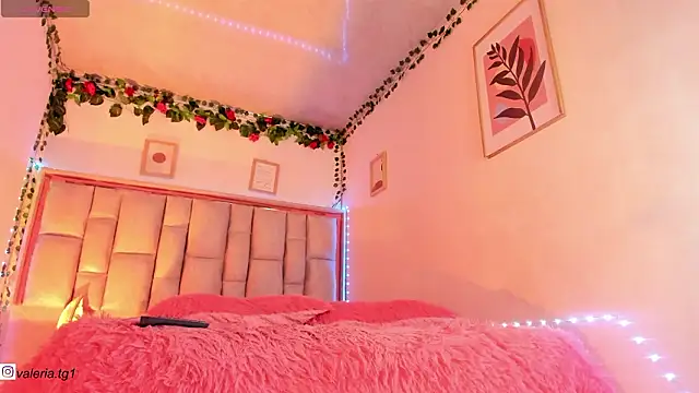 Valeria Thompson1 online show from February 2026 11:20:02 PM