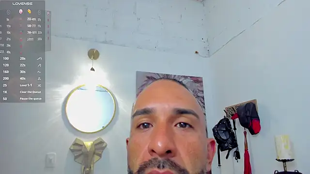 mr maik online show from February 2025 09:31:02 AM