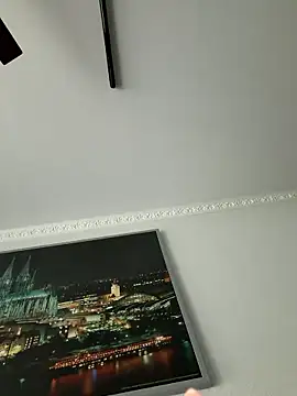 Snapshot of Hornyblond_Bella chatting on May 2026 02:27:02 PM Hornyblond Bella online show from May 2026 02:27:02 PM