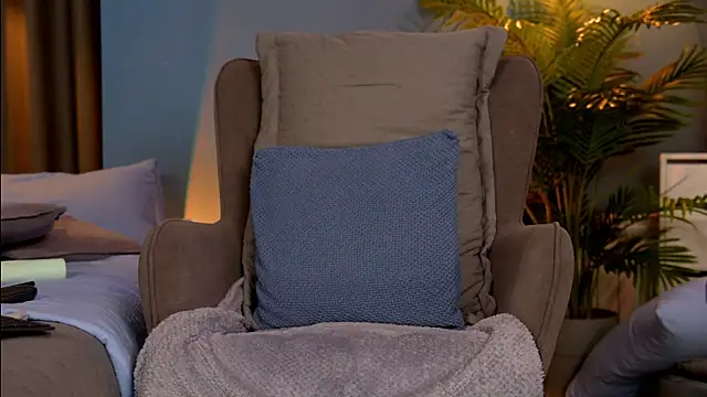  keeti  online show from March 2025 06:36:01 PM