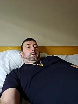 Snapshot of Mgman4365 chatting on December 2024 02:43:02 AM Mgman4365 online show from December 2024 02:43:02 AM