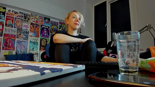 LylithSkye online show from January 2025 02:56:02 PM