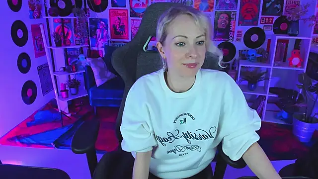 LylithSkye online show from January 2025 12:05:02 PM