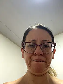 miss hanna07 online show from October 2025 11:18:02 AM