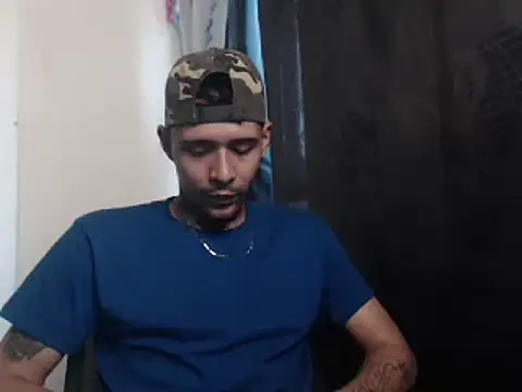 Snapshot of RickyGrey77 chatting on December 2024 04:27:02 PM RickyGrey77 online show from December 2024 04:27:02 PM