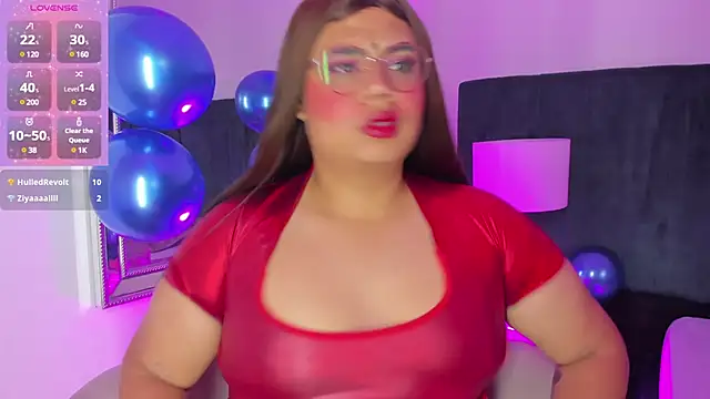 Snapshot of Tom_Silver__ chatting on December 2024 01:23:01 AM Tom Silver online show from December 2024 01:23:01 AM