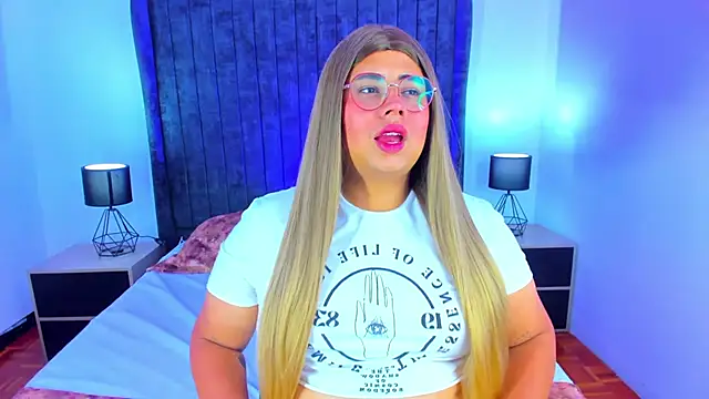 Snapshot of Tom_Silver__ chatting on February 2025 06:33:01 PM Tom Silver online show from February 2025 06:33:01 PM