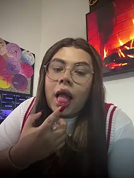 Snapshot of Tom_Silver__ chatting on April 2026 05:47:02 AM Tom Silver online show from April 2026 05:47:02 AM