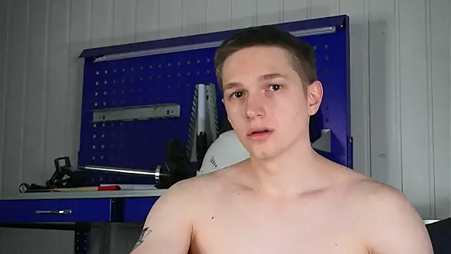 dustyn fox online show from February 2026 09:43:02 AM