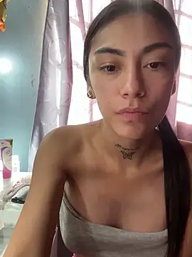 Snapshot of Effy_Bonny chatting on January 2025 09:11:02 PM Effy Bonny online show from January 2025 09:11:02 PM