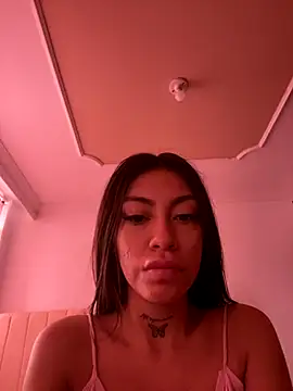 Snapshot of Effy_Bonny chatting on September 2025 02:52:02 PM Effy Bonny online show from September 2025 02:52:02 PM