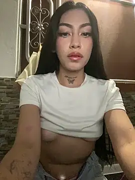 Snapshot of Effy_Bonny chatting on September 2025 11:08:02 PM Effy Bonny online show from September 2025 11:08:02 PM